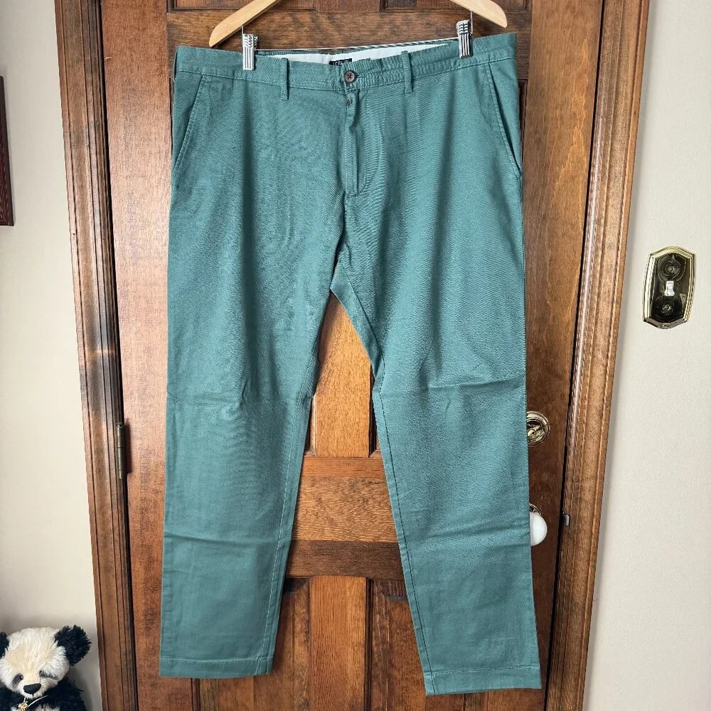 Re-Imagined by J. Crew Green Flex Chino Pants - Slim 38W x 32L
